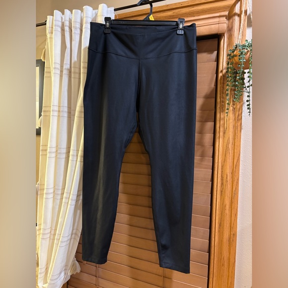 Nike Pants - Nike Dry-Fit Women’s Leggings